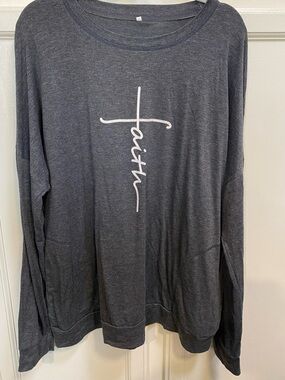 Men's Heather Charcoal 'Faith' Long Sleeve Tee